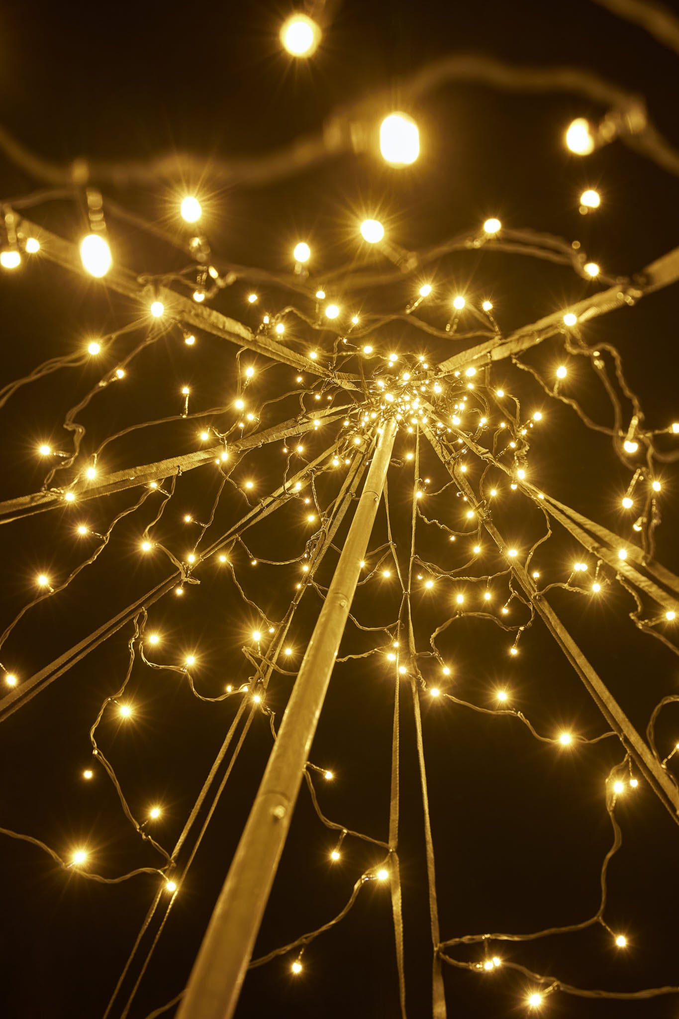 Fairybell | 10ft | 360 LED lights | Including pole | Warm white